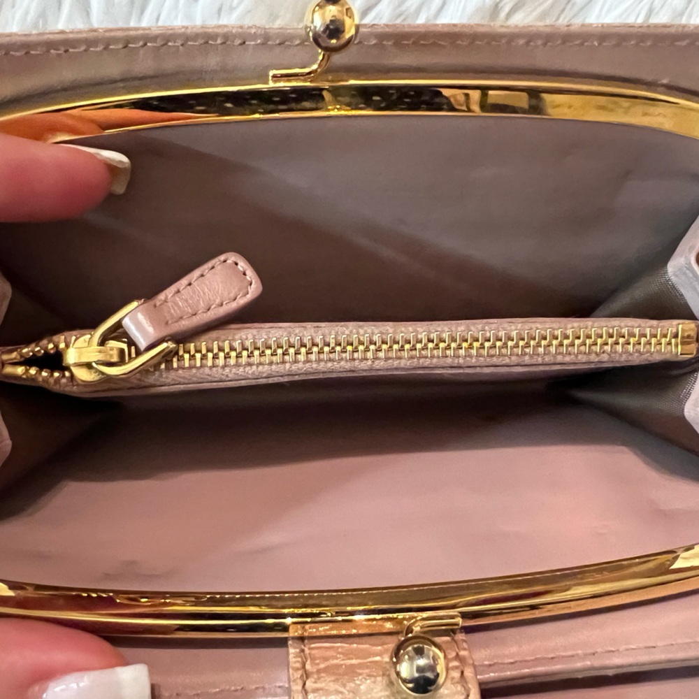 🎉HP🎉 Miu Miu Wallet - Picture 9 of 14